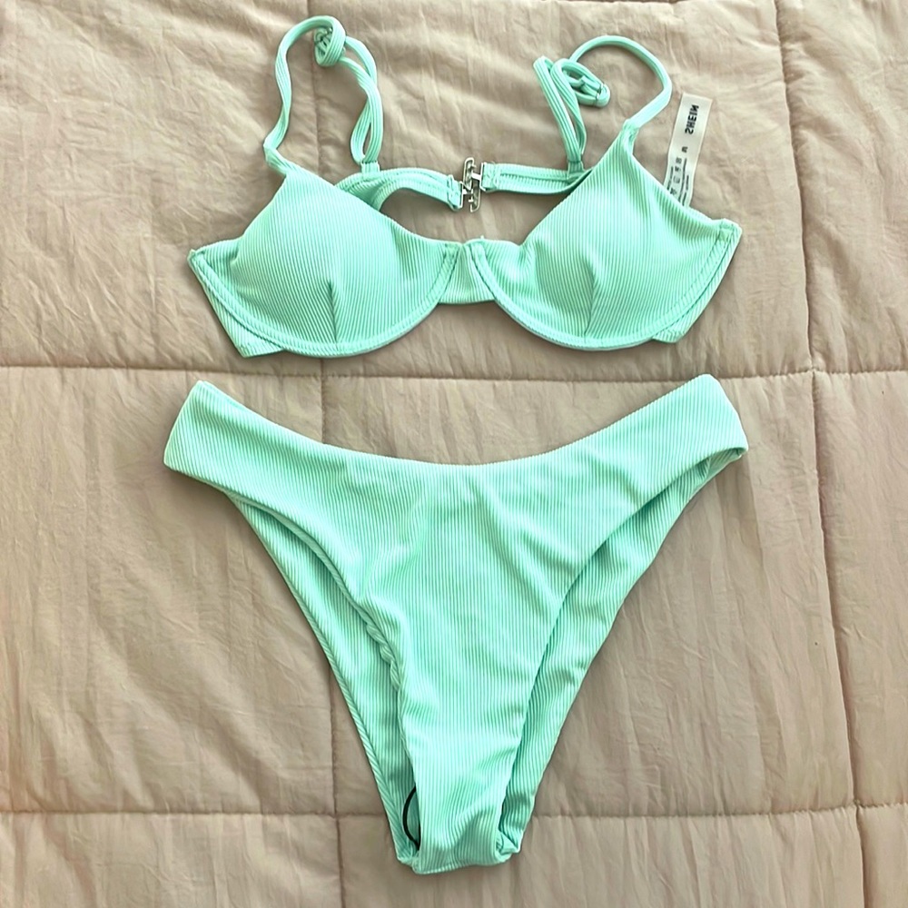 Shein M mint green bikini. Never worn